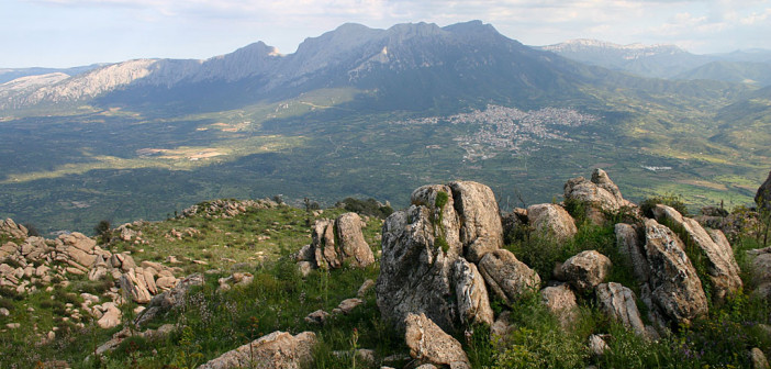 Panorama_di_Oliena_dal_Monte_Ortobene