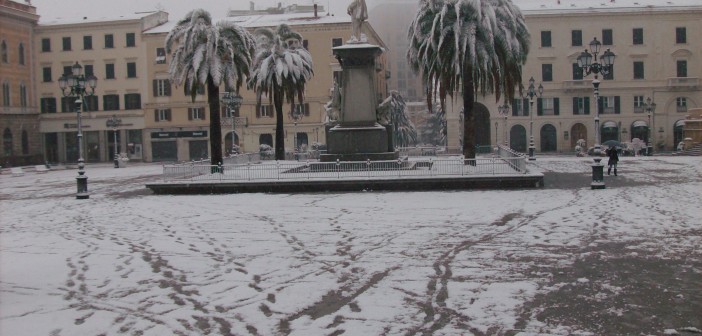 Sassari-Piazza-Italia-sotto-la-neve